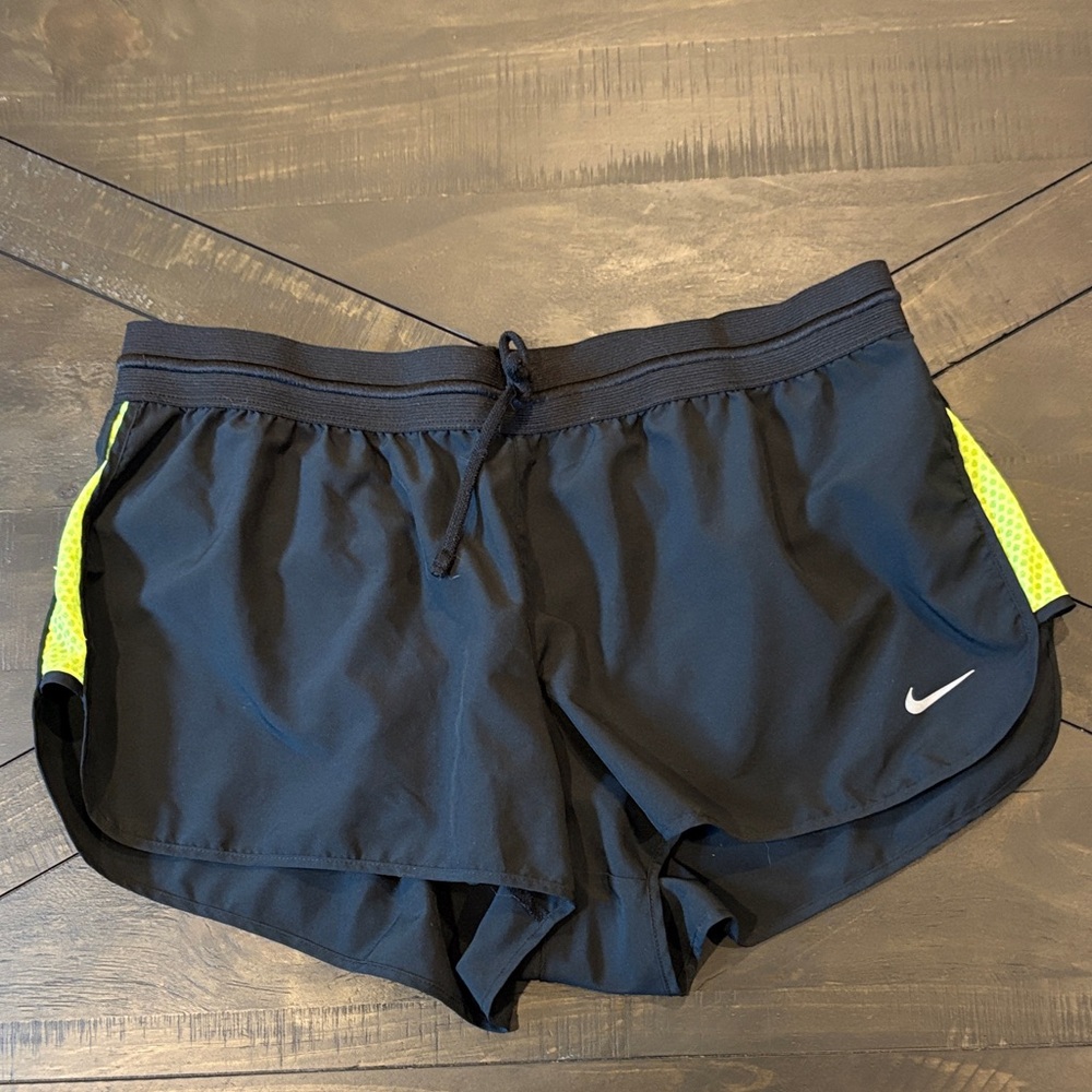 Nike Dri-Fit Women's Black and Neon Green Athletic Shorts